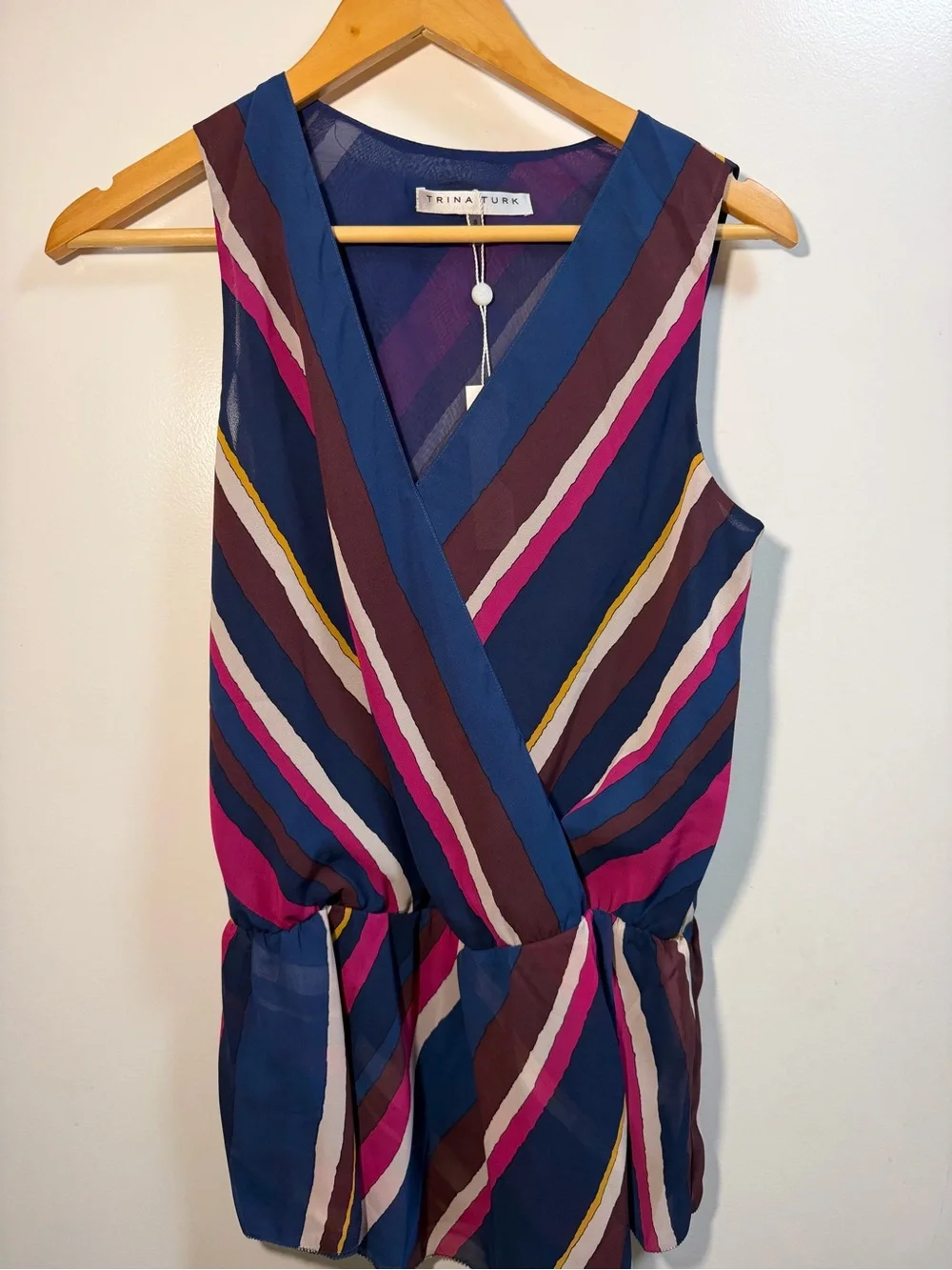 Trina Turk Stellar Top – Size Small – NWT $248 - Picture 2 of 8